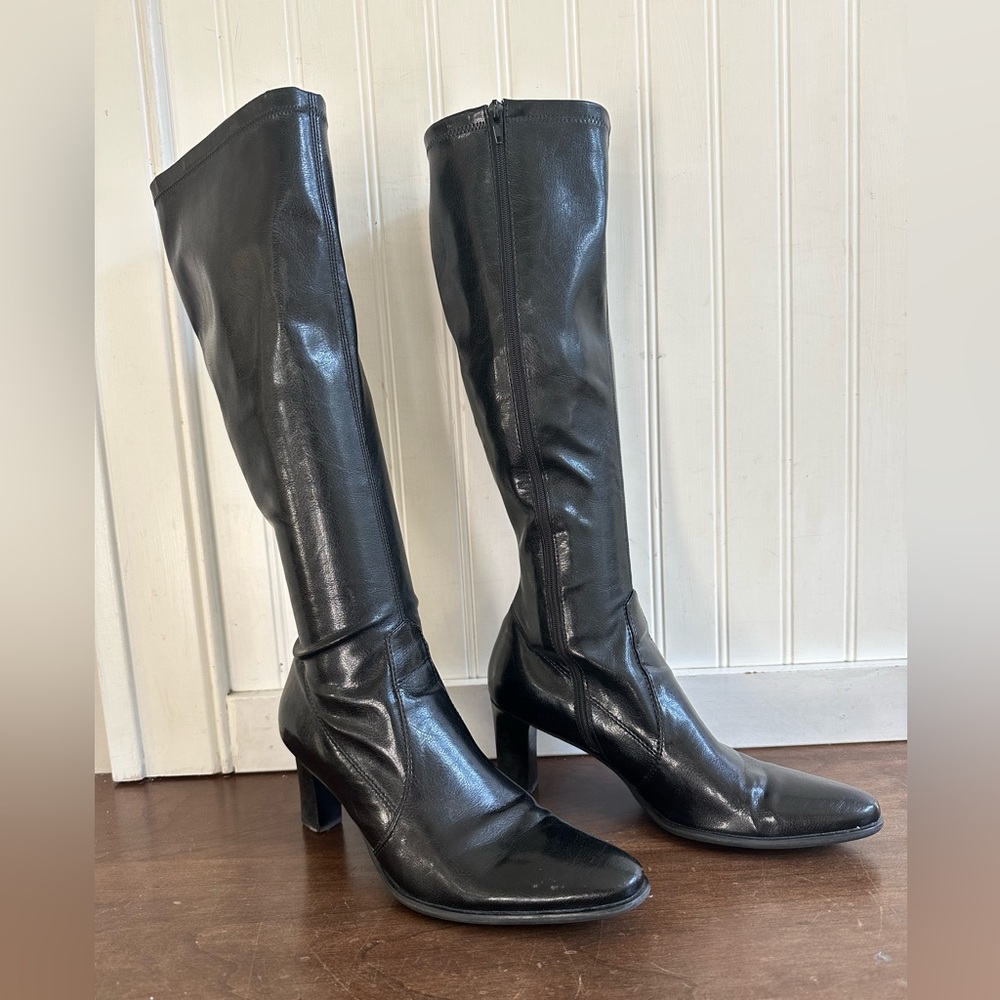 Black Knee-High Leather Boots